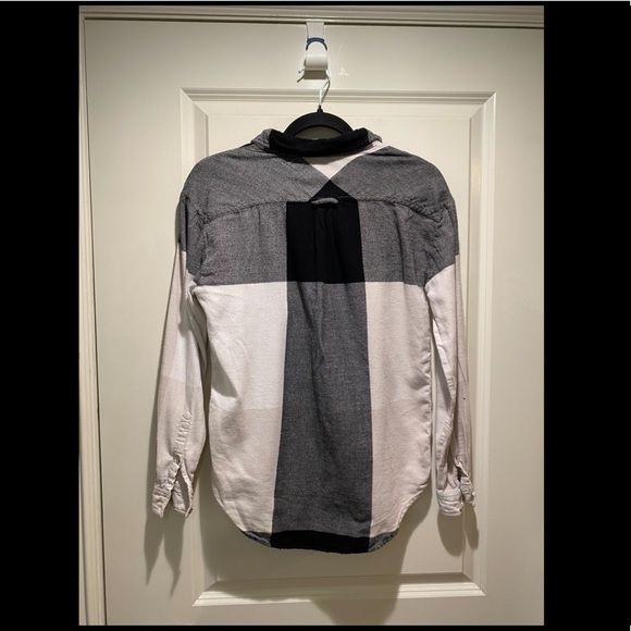 Aritzia - Wilfred free daphne plaid shirt - Picture 2 of 3